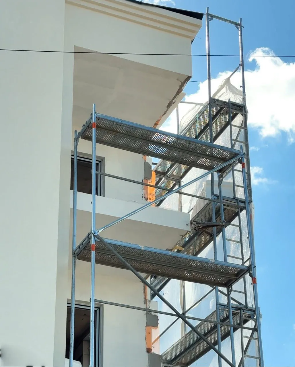 Ialoveni, Centru str. Grigore Vieru 11
