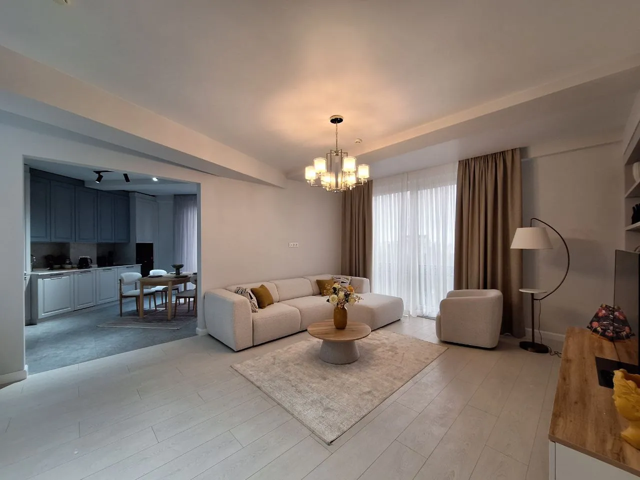 Chișinău Botanica str. Trandafirilor 1