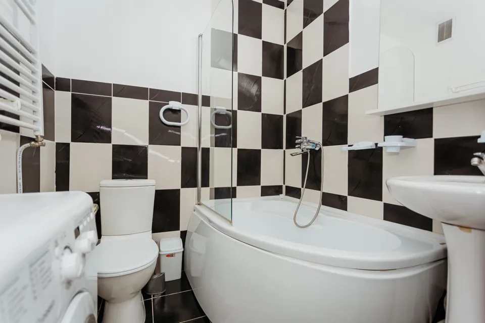 Chișinău Ciocana bd. Mircea cel Bătrân 4