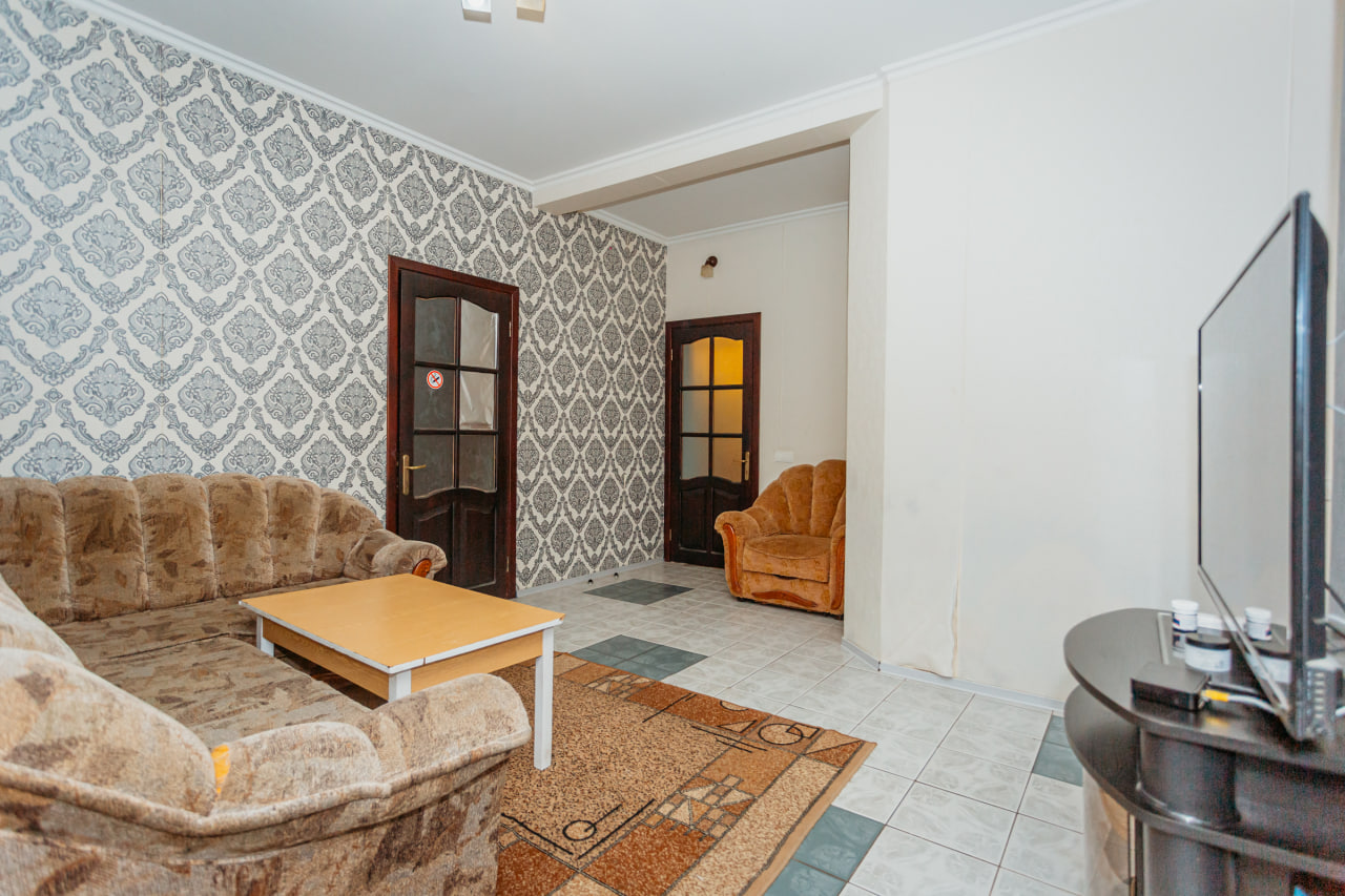 Chișinău Botanica str. Elena Alistar 4
