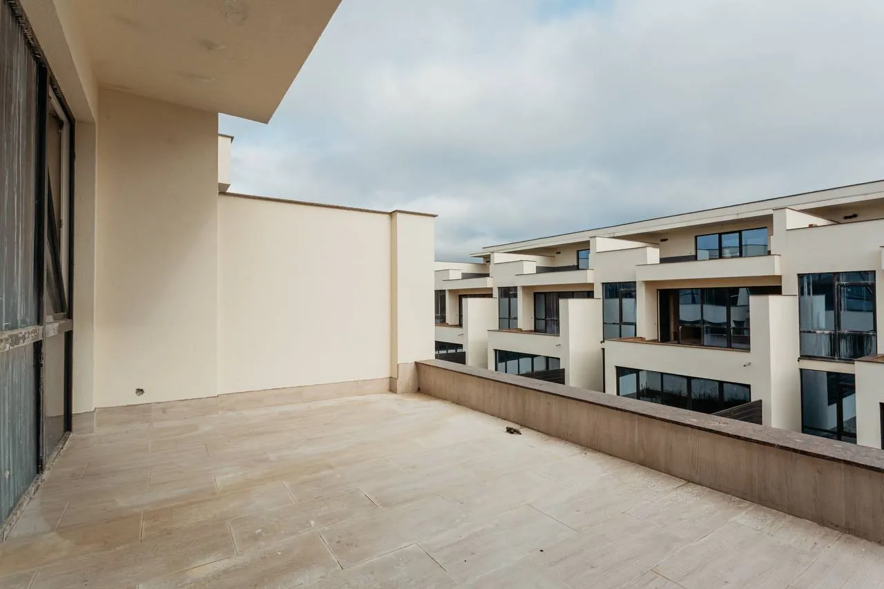 Strășeni Cojușna str. Luceafărul  14