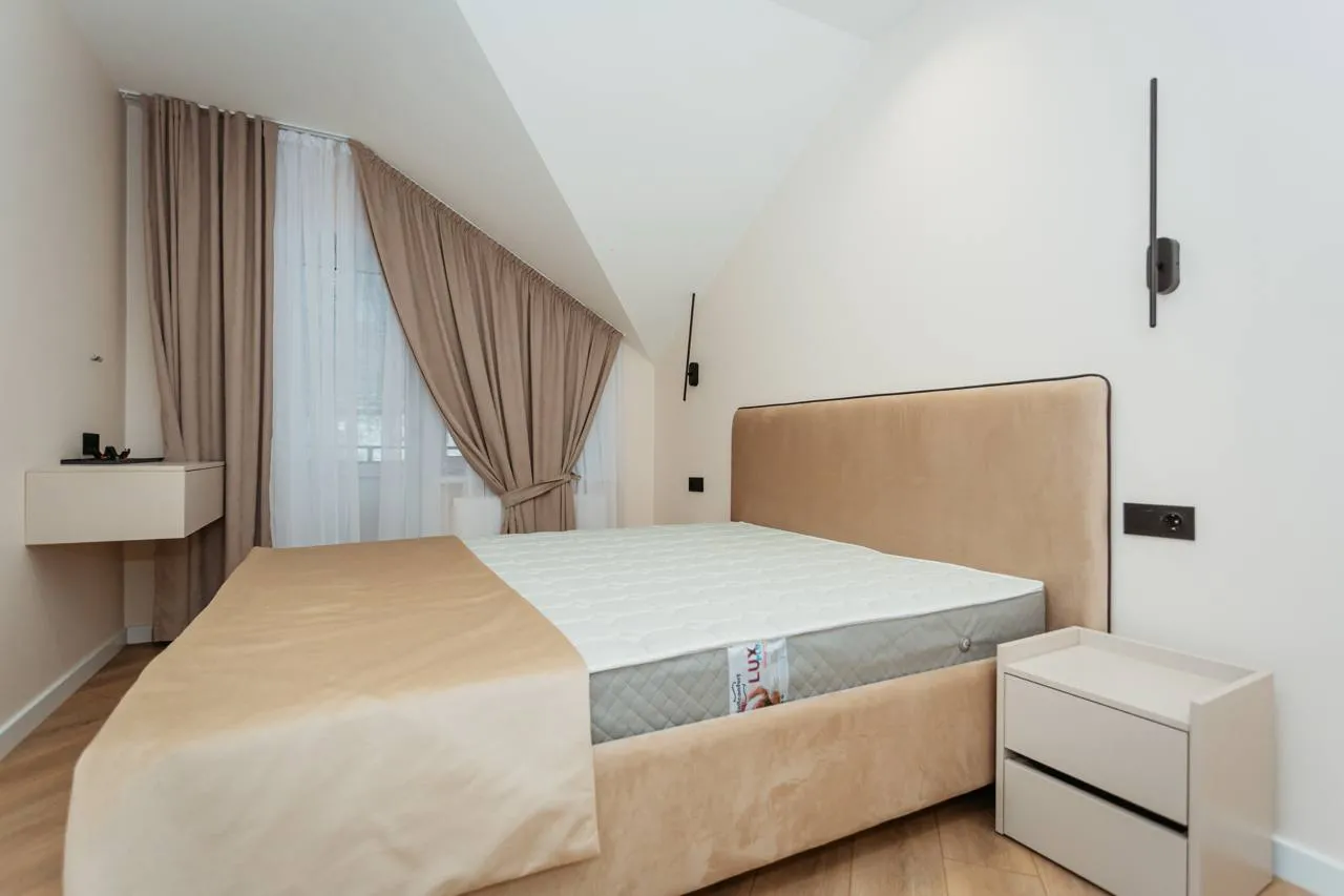 Chișinău Buiucani str. Calea Ieșilor 8