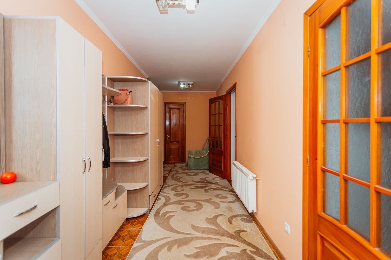 Chișinău Stăuceni str. Barbu Lăutaru 18