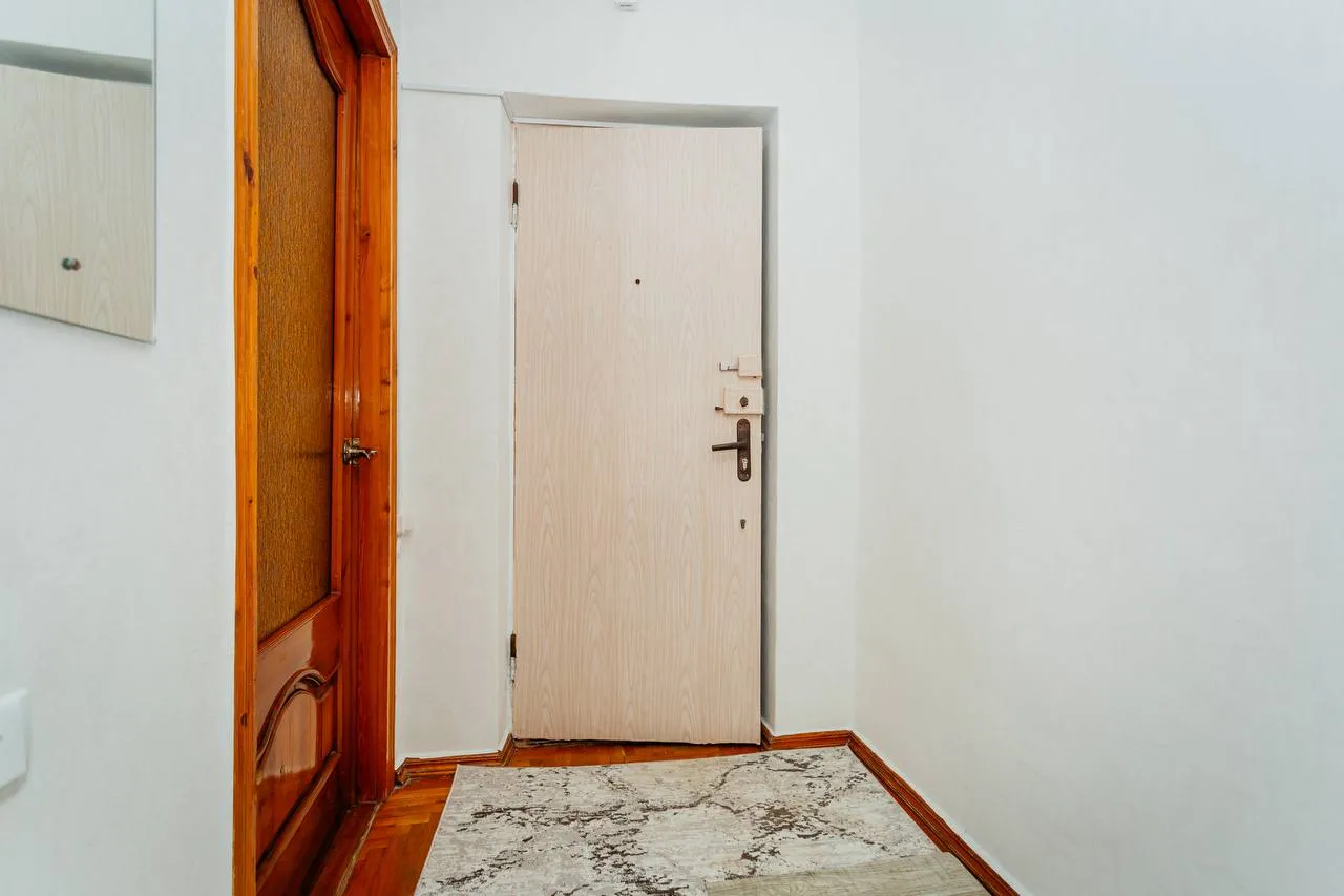 Chișinău Botanica str. Salcâmilor 10