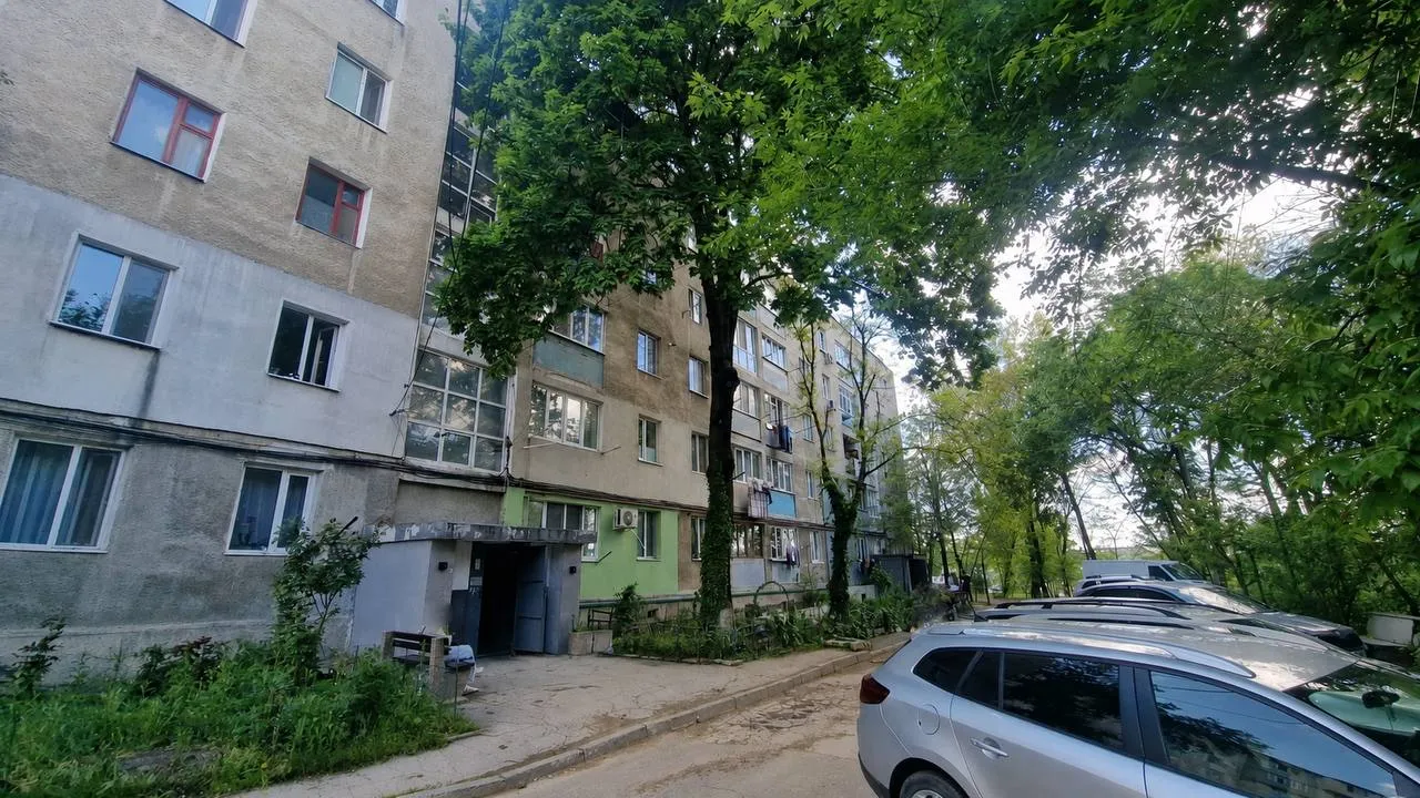 Chișinău Botanica str. Salcâmilor 9