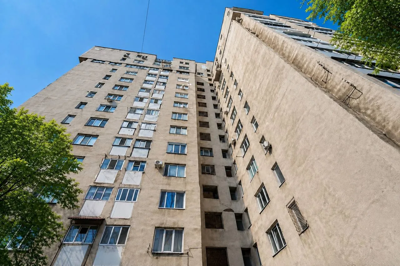 Chișinău, Râșcani, str. Florilor 10