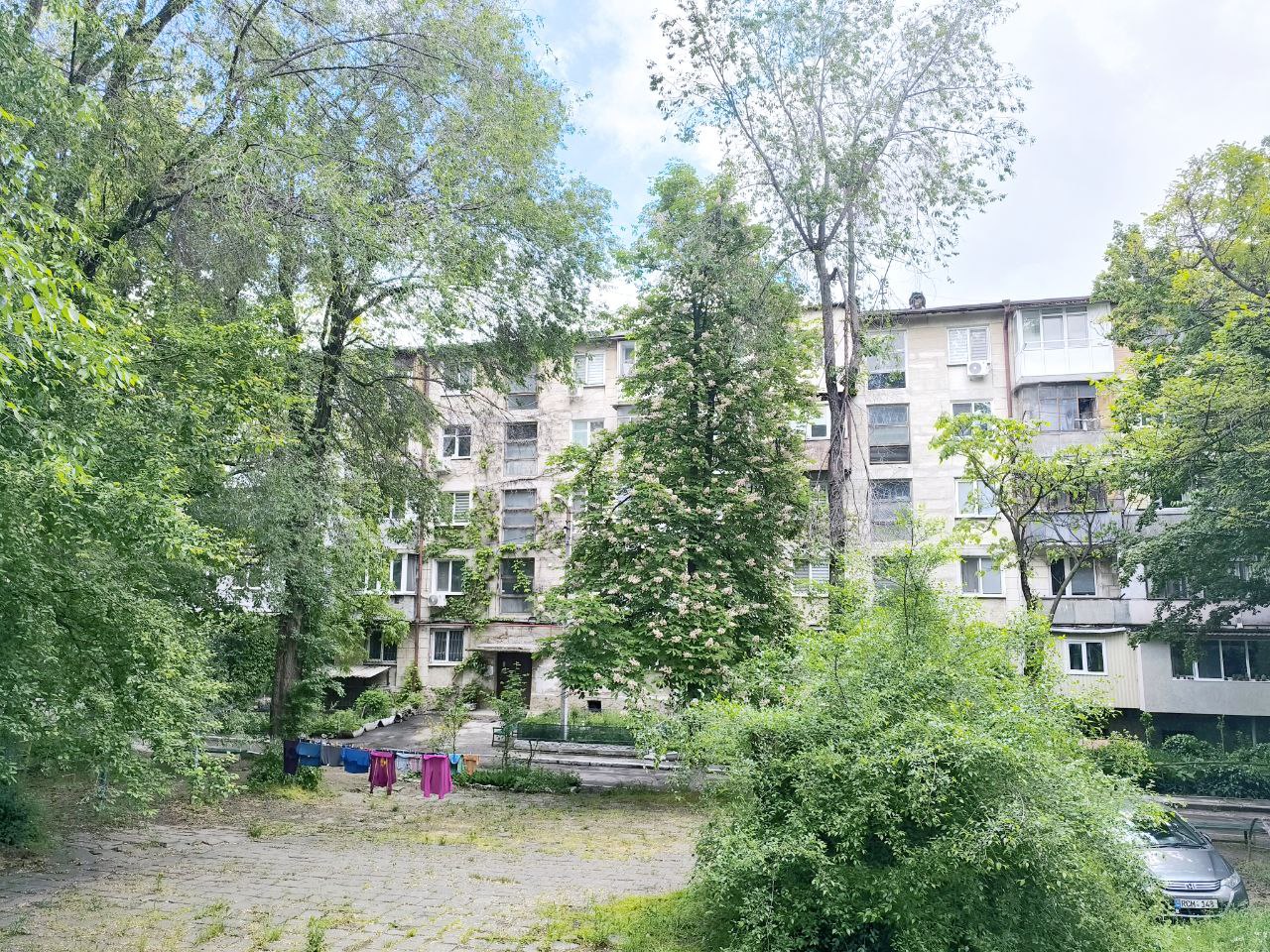 Chișinău Buiucani str. Ion Neculce 9