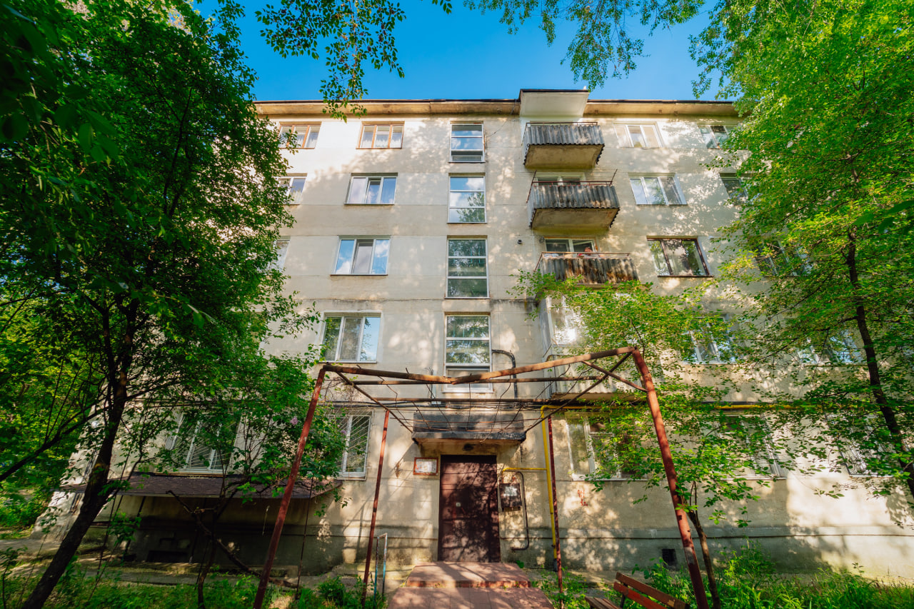 Chișinău Rîșcani str. Florilor 18