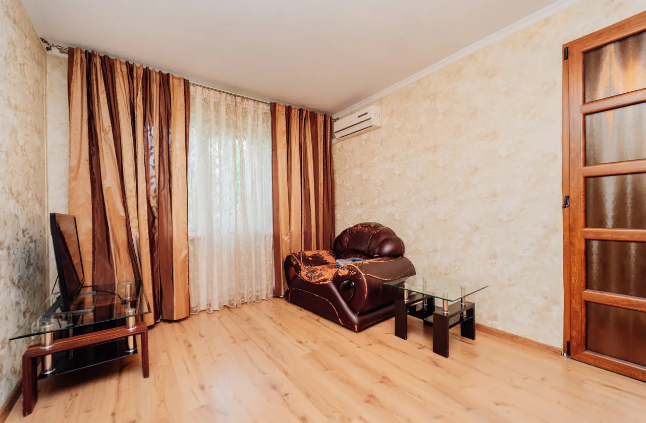Chișinău Botanica str. Trandafirilor 1