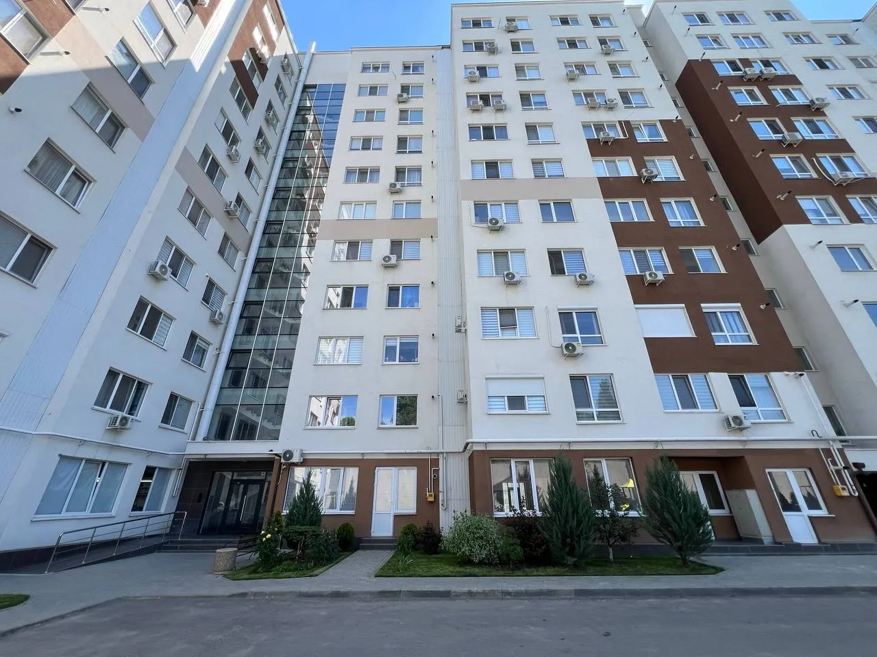 Chișinău Ciocana bd. Mircea cel Bătrân 10