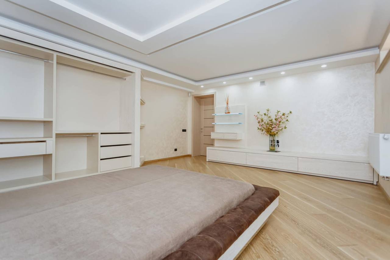 Chișinău Buiucani str. Paris  12