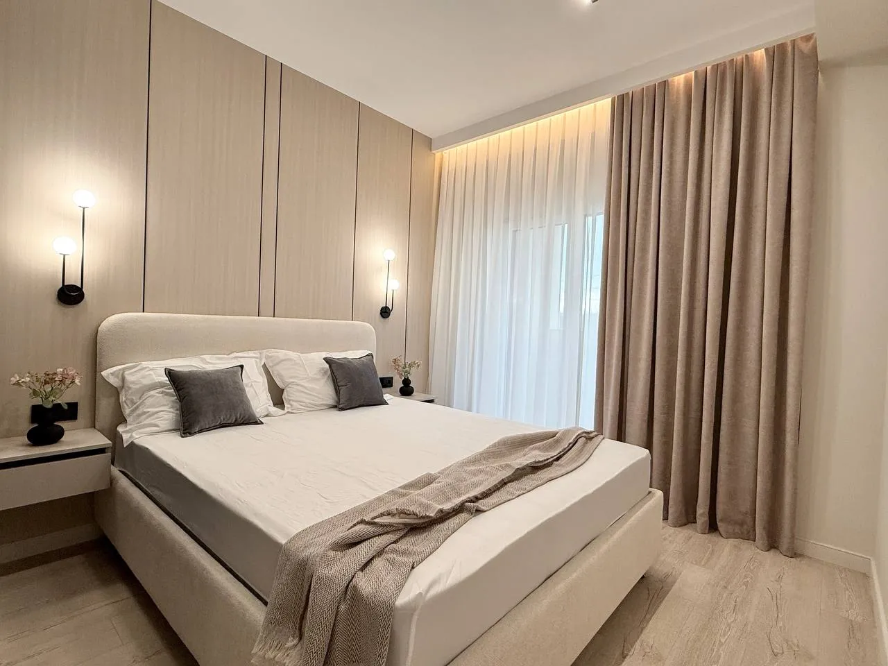 Ialoveni, Centru str. Alexandru cel Bun 5