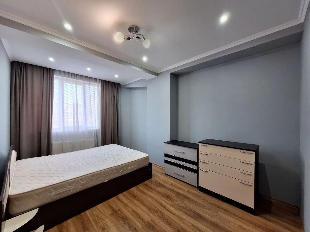 Chișinău Botanica str. Burebista 2