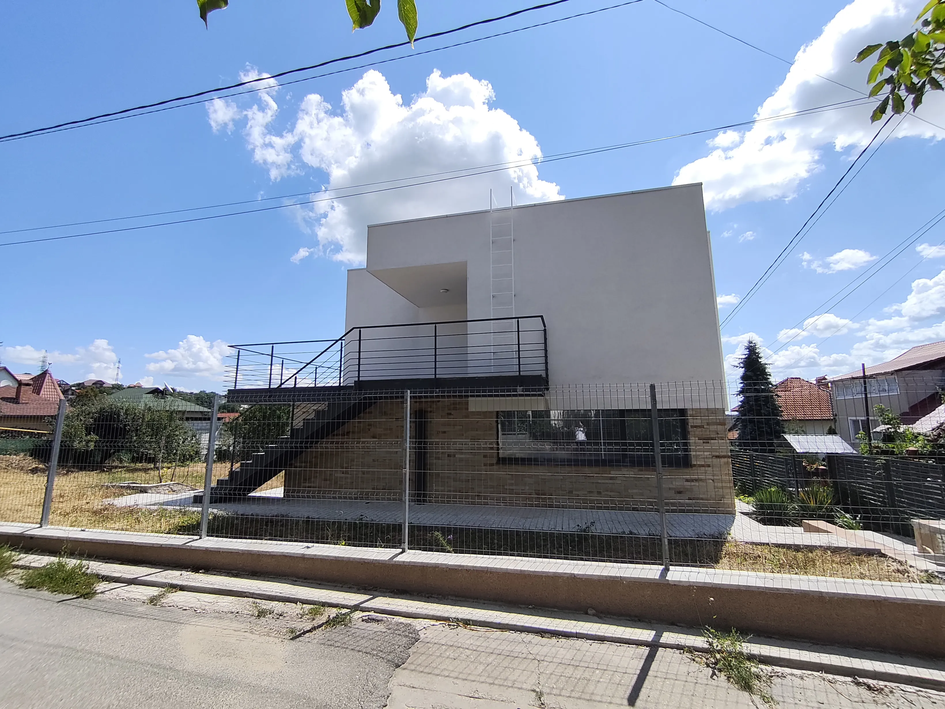 Chișinău Codru str. Sihastrului  2
