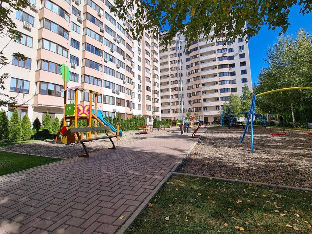 Chișinău Botanica str. Hristo  Botev  10