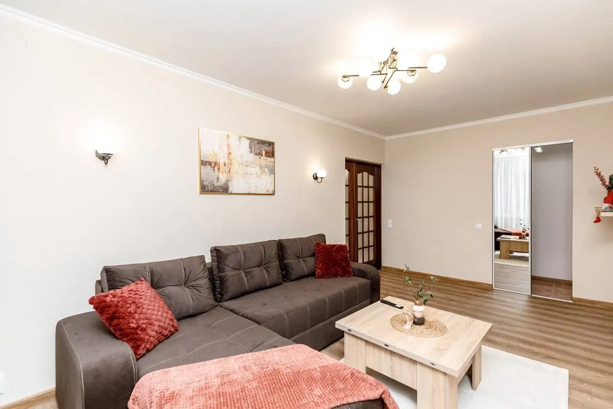 Chișinău Buiucani str. Onisifor Ghibu 5