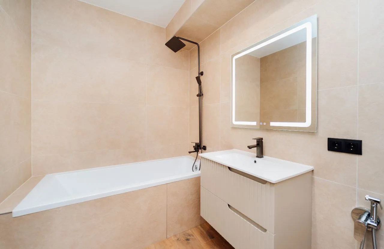 Кишинев Ботаника ул. Гика Водэ 12