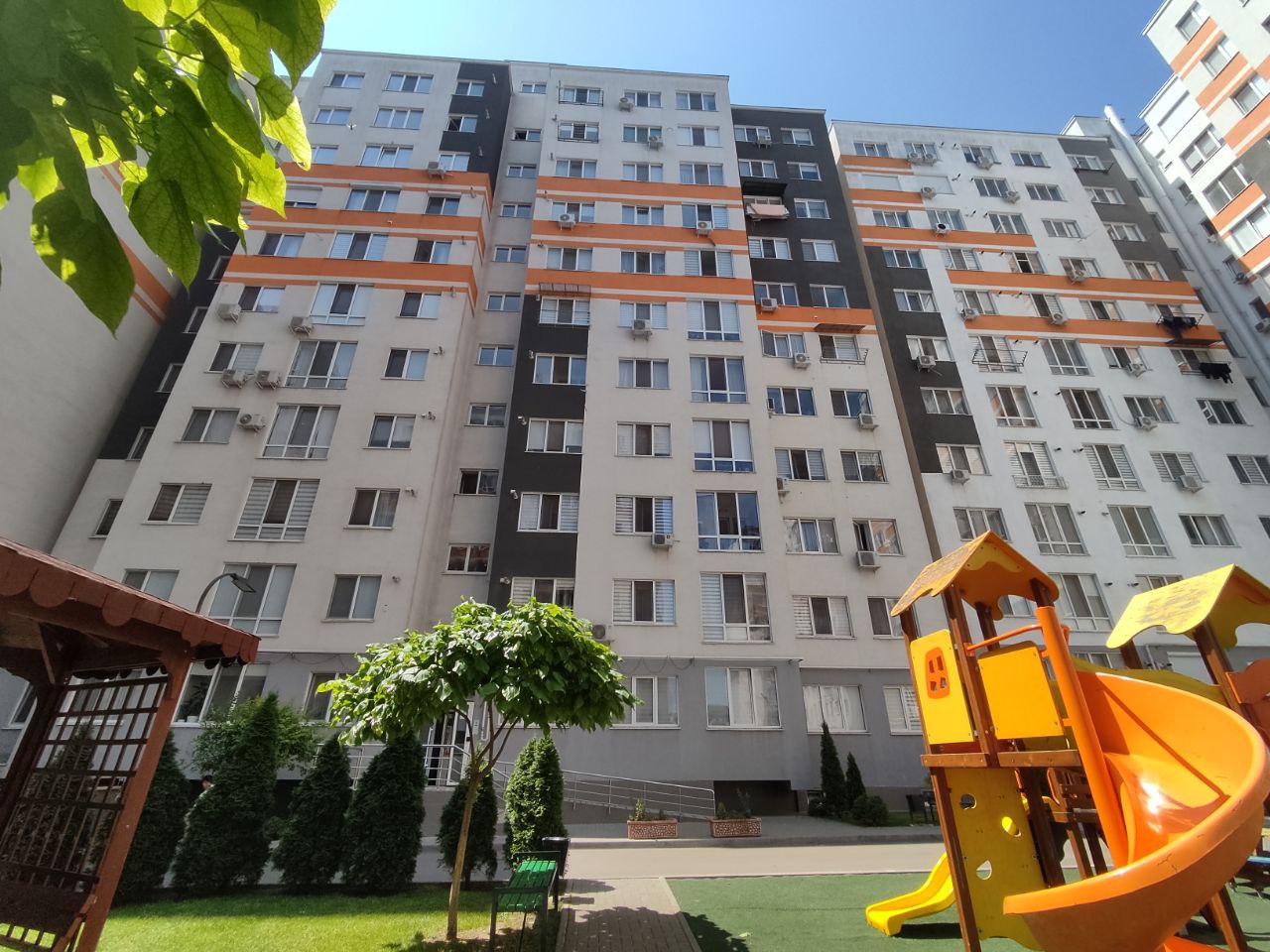 Кишинев Телецентр, ул. Спрынченоая 17