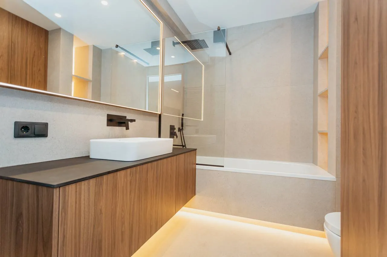 Chișinău Ciocana bd. Mircea cel Bătrân 12