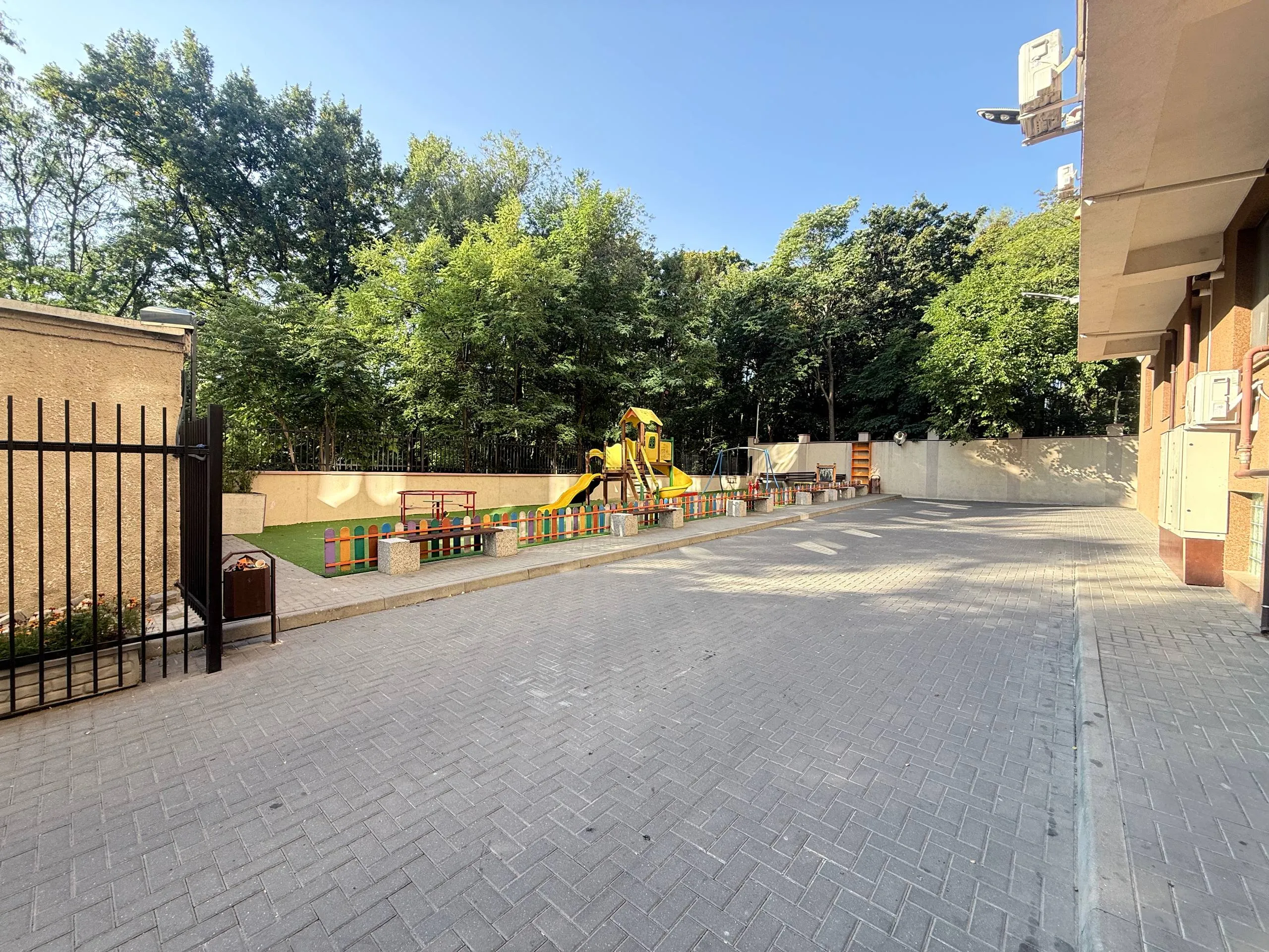 Chișinău Centru str. Melestiu 13