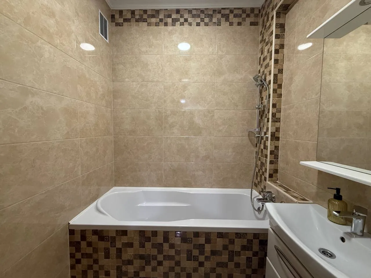 Кишинев Чокана бул. Мирча чел Бэтрын 9