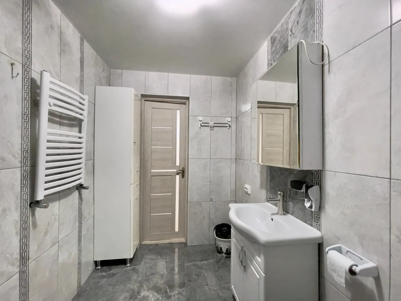 Ialoveni, Centru str. Prieteniei 11