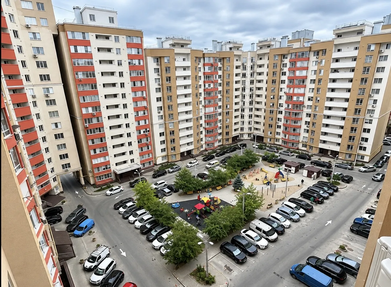 Кишинев Чокана ул. Джинта Латинэ 13