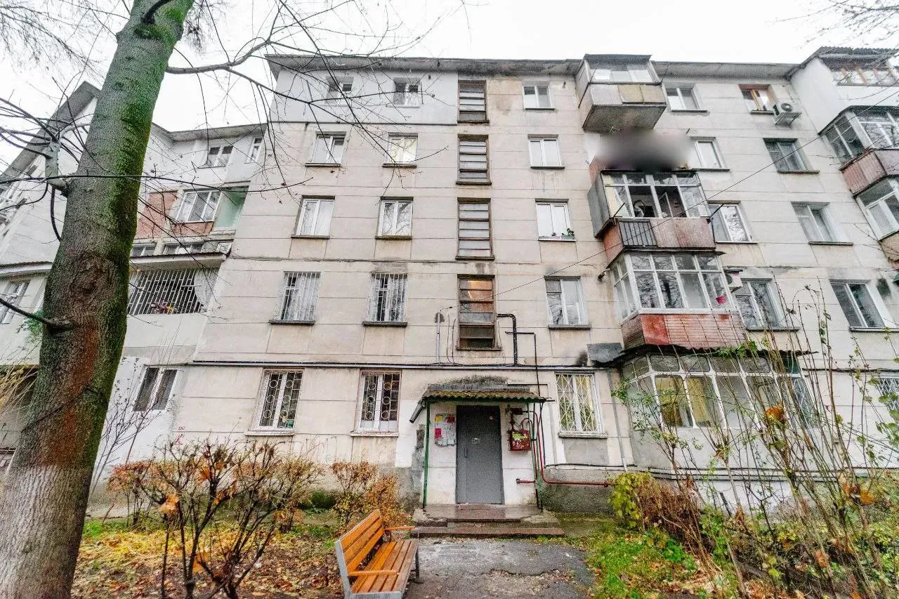 Chișinău Rîșcani str. Miron Costin 10