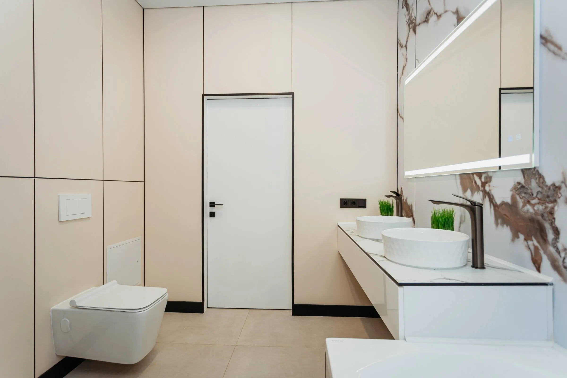 Кишинев Колоница ул. Чиприан Порумбеску 21