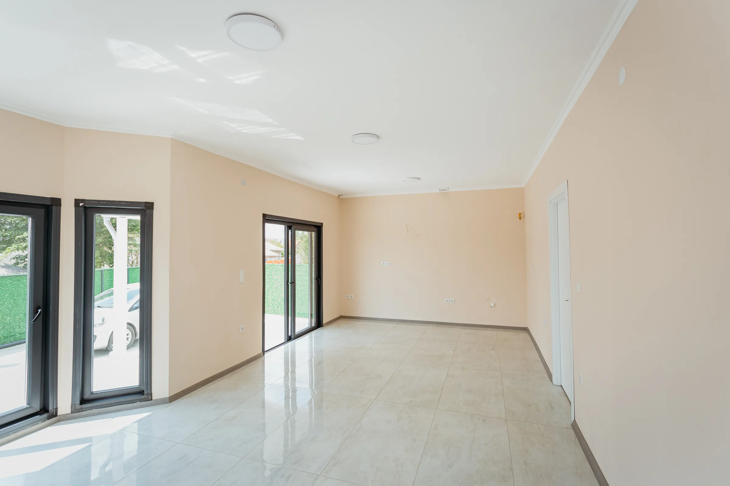 Ialoveni Nimoreni str. Codrilor 5