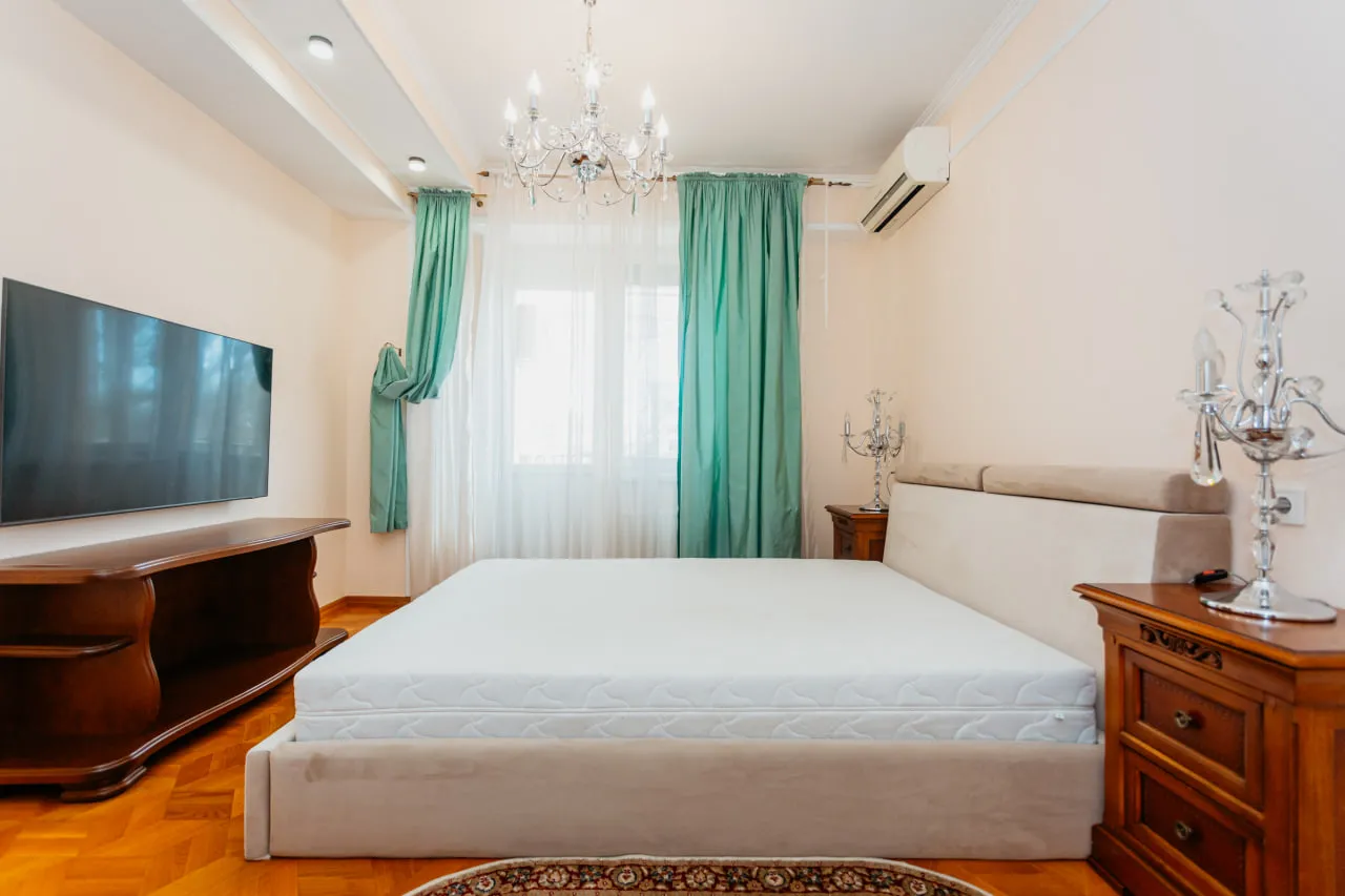 Chișinău Centru str. Mihai Eminescu  6