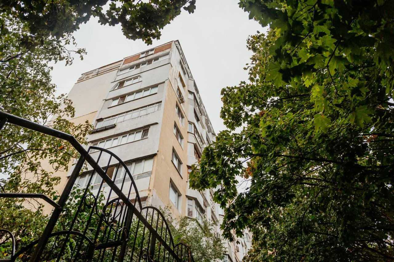 Chișinău Botanica str. Independenței 11
