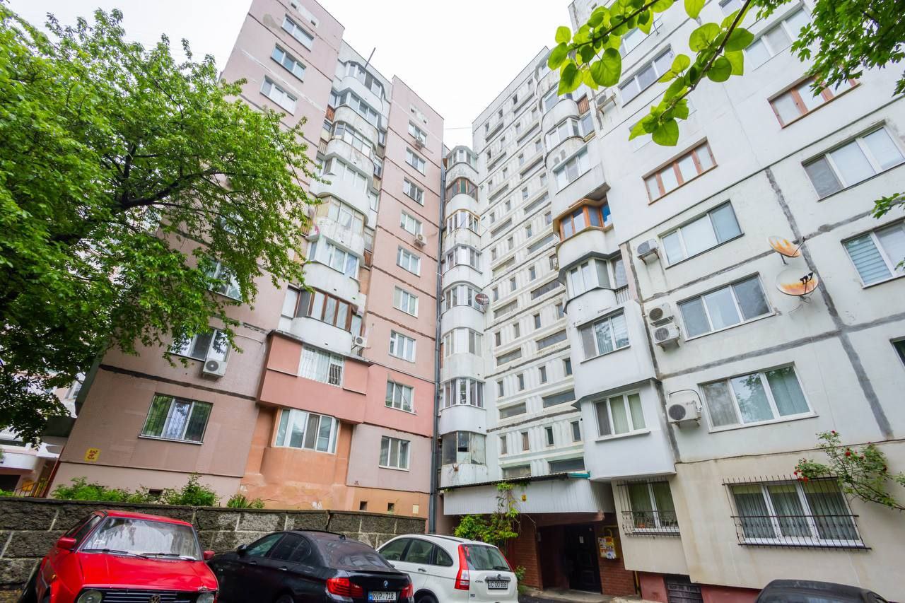 Chișinău Botanica str. Independenței 12