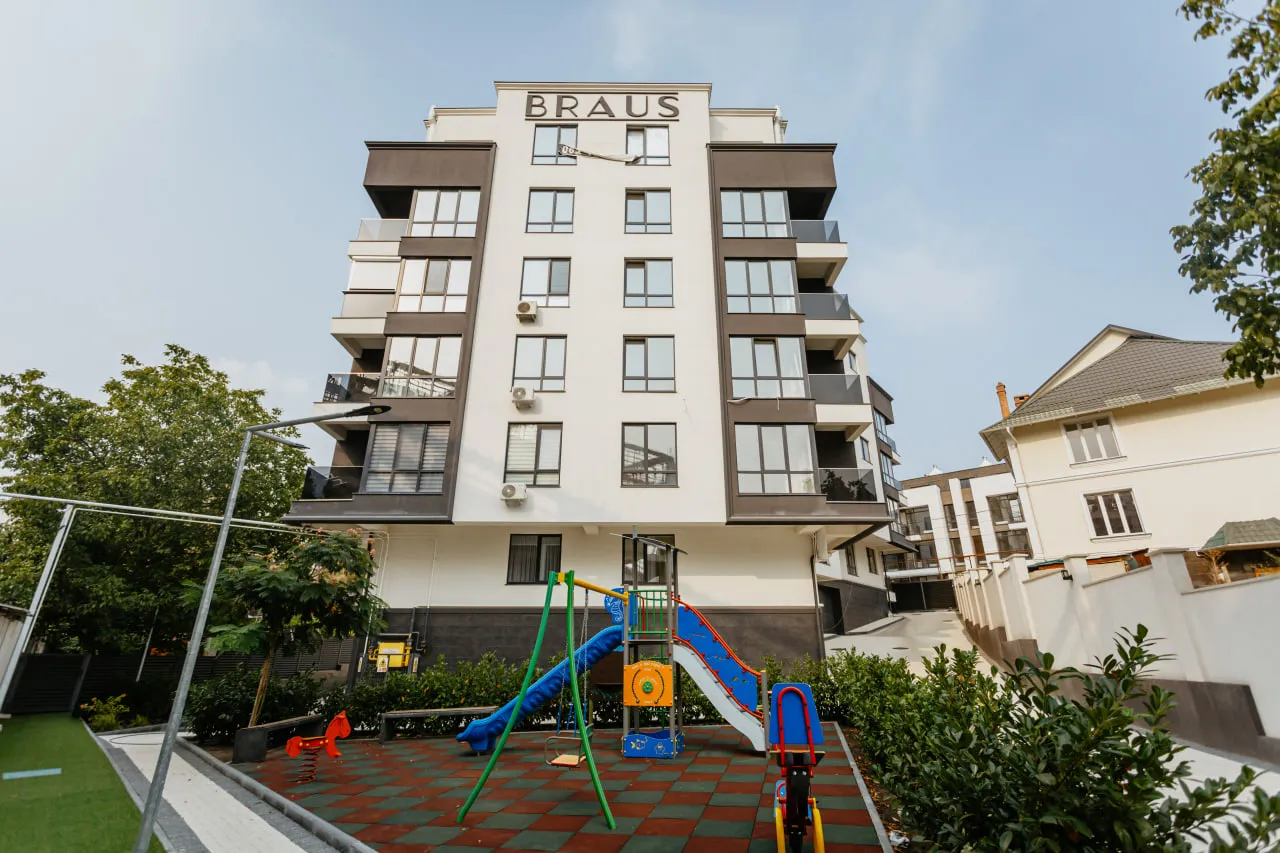 APARTAMENT CU 2 CAMERE + LIVING, STR. GRĂTIEȘTI, POȘTA VECHE 12