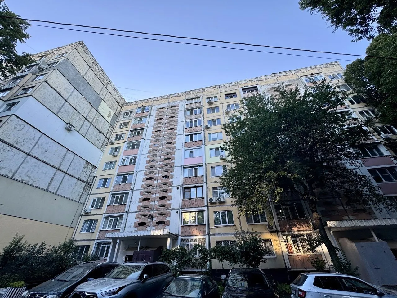 Chișinău Buiucani str. Onisifor Ghibu 16