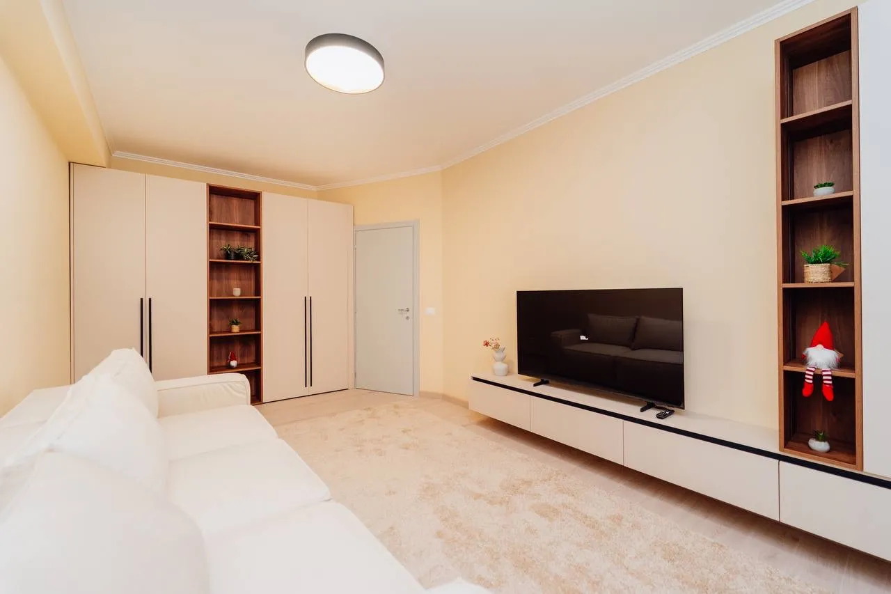 Chișinău Centru str. Lev Tolstoi  3