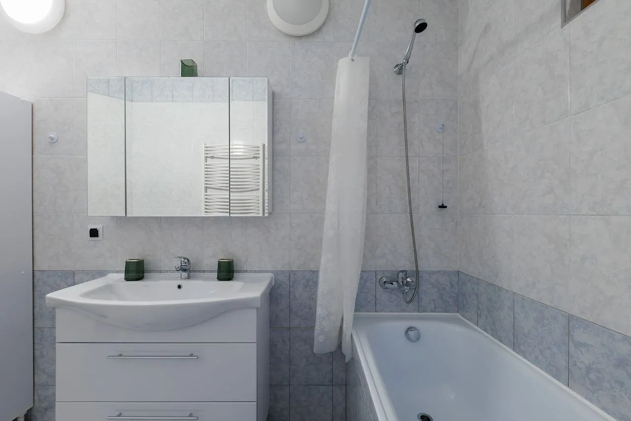 Chișinău Buiucani str. Vasile Stroescu 9