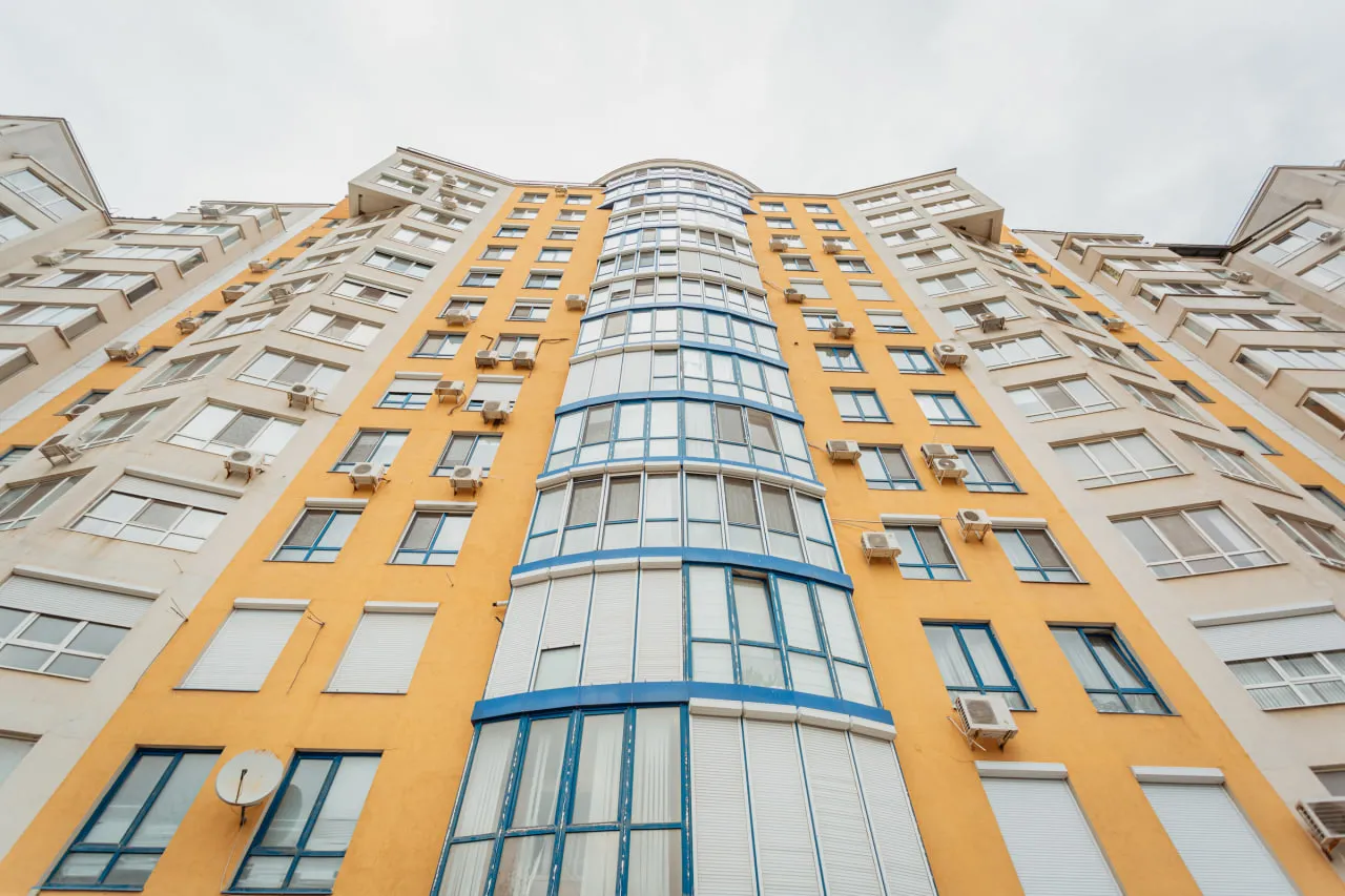 Chișinău Botanica str. Grenoble 7