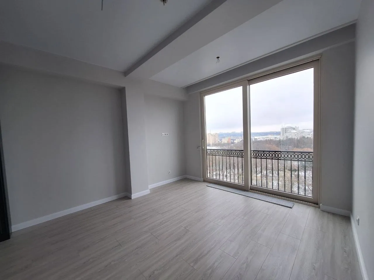 Chișinău Botanica str. Trandafirilor 4