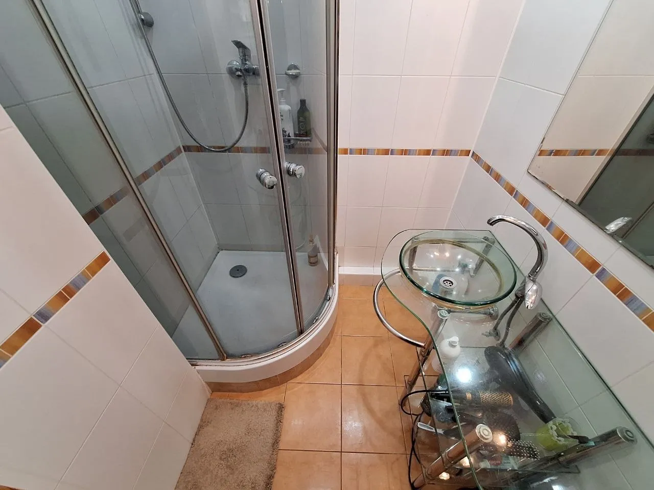 Кишинев Ботаника бул. Дачия 7