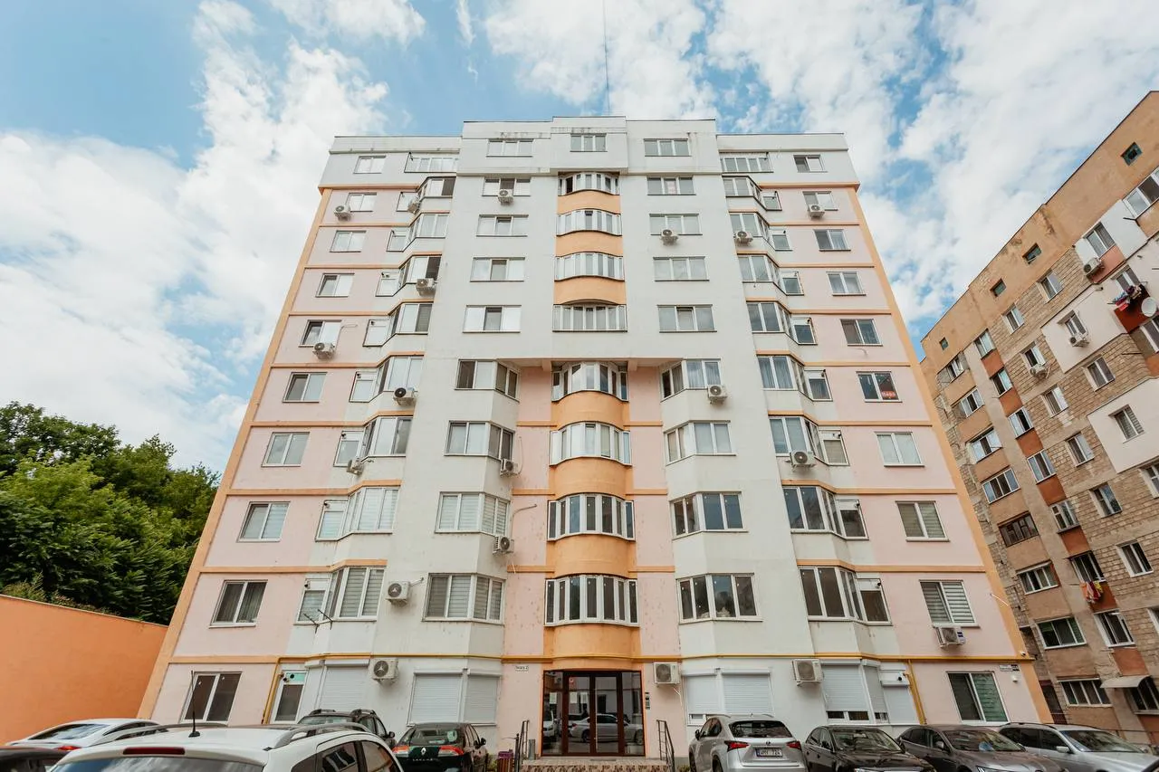 Chișinău Buiucani str. Calea Ieșilor 12