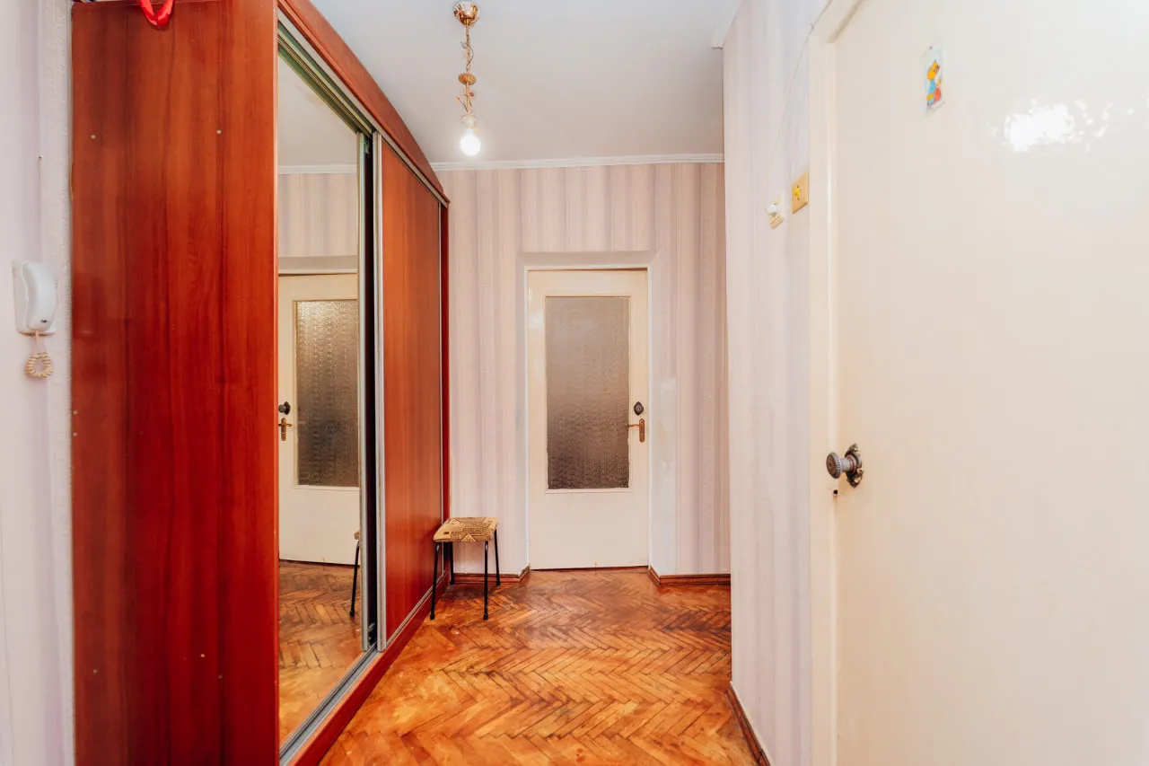 Chișinău Botanica bd. Traian 12