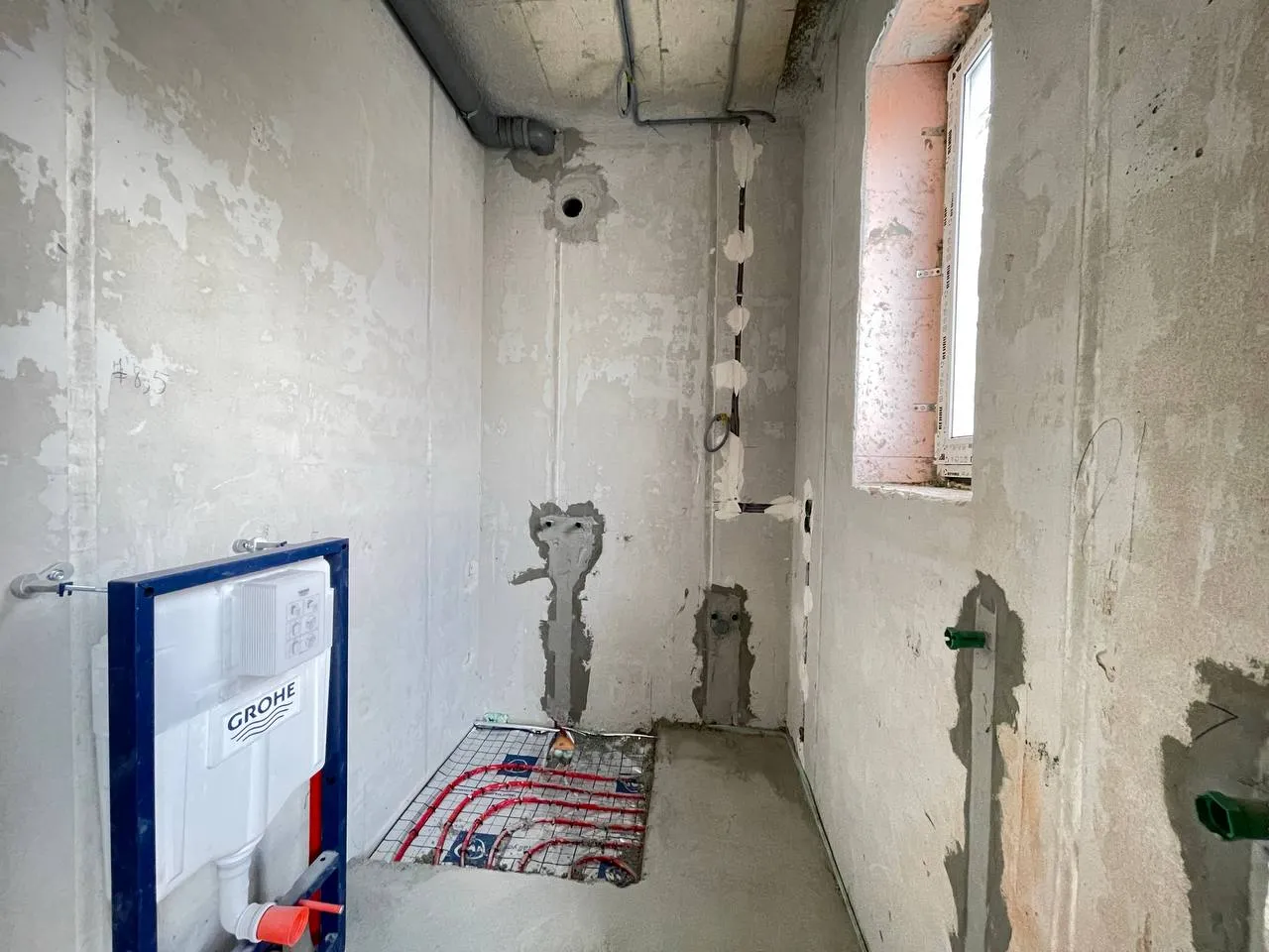 Ialoveni, Centru str. Arburilor 8