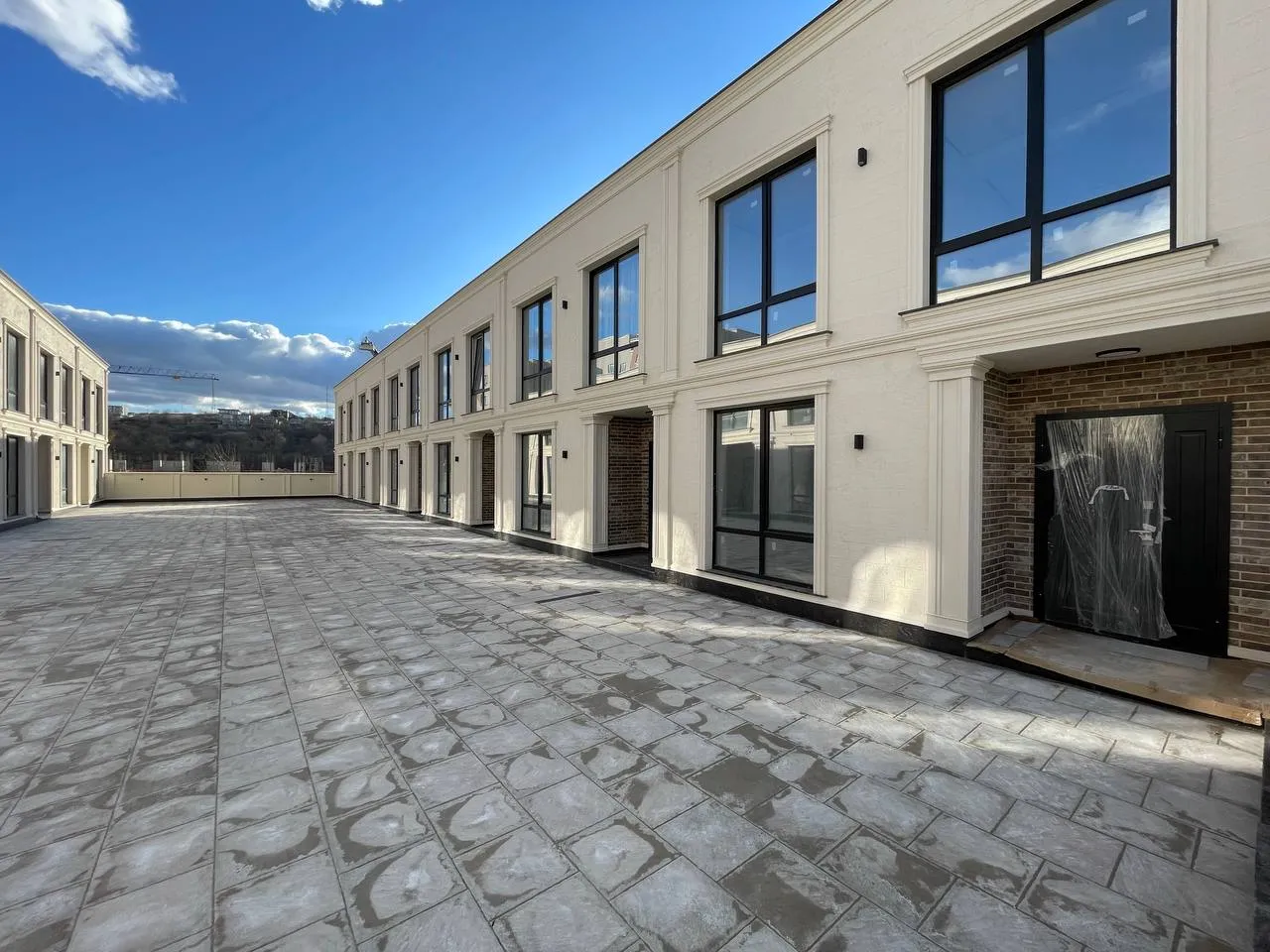 Кишинев Буюканы ул. Парис 2