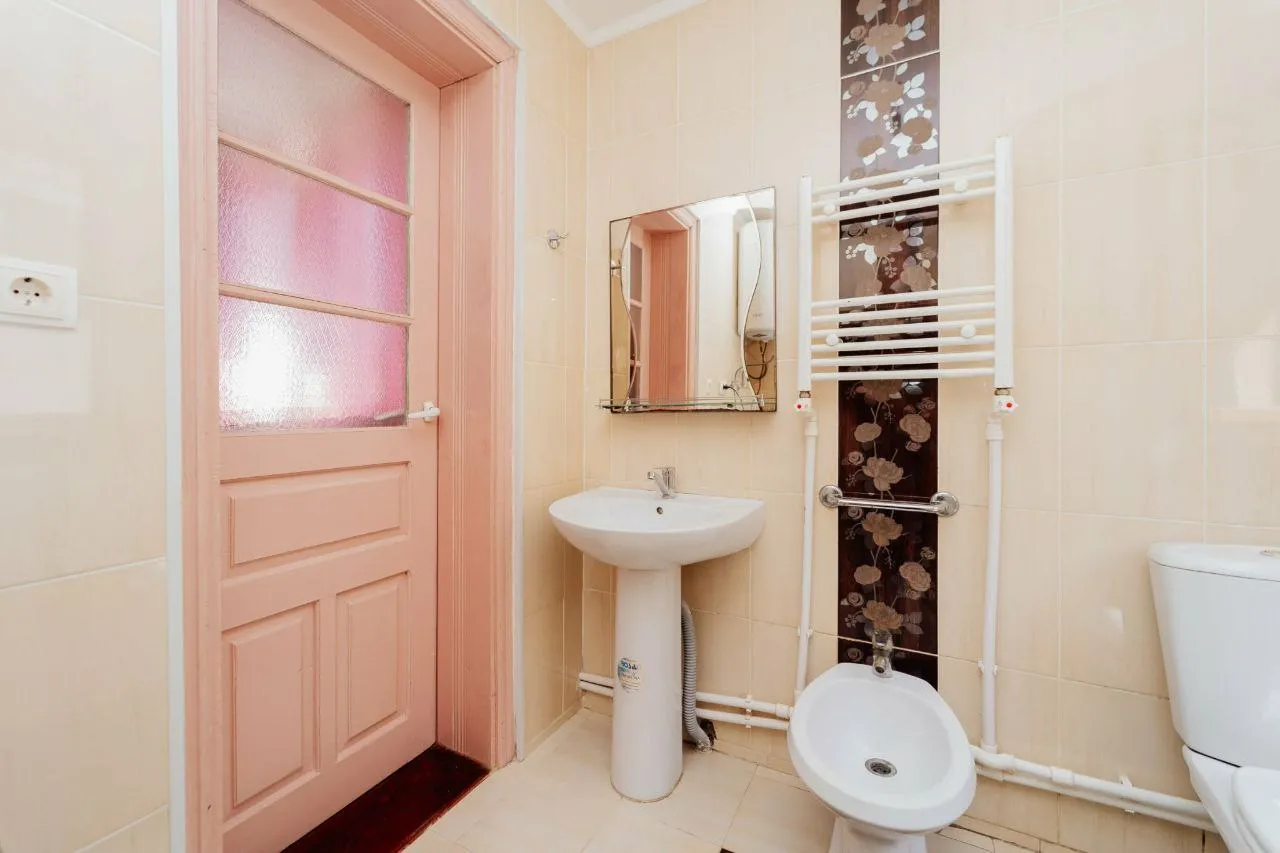 Кишинев Кодру ул. Кымпулуй 19