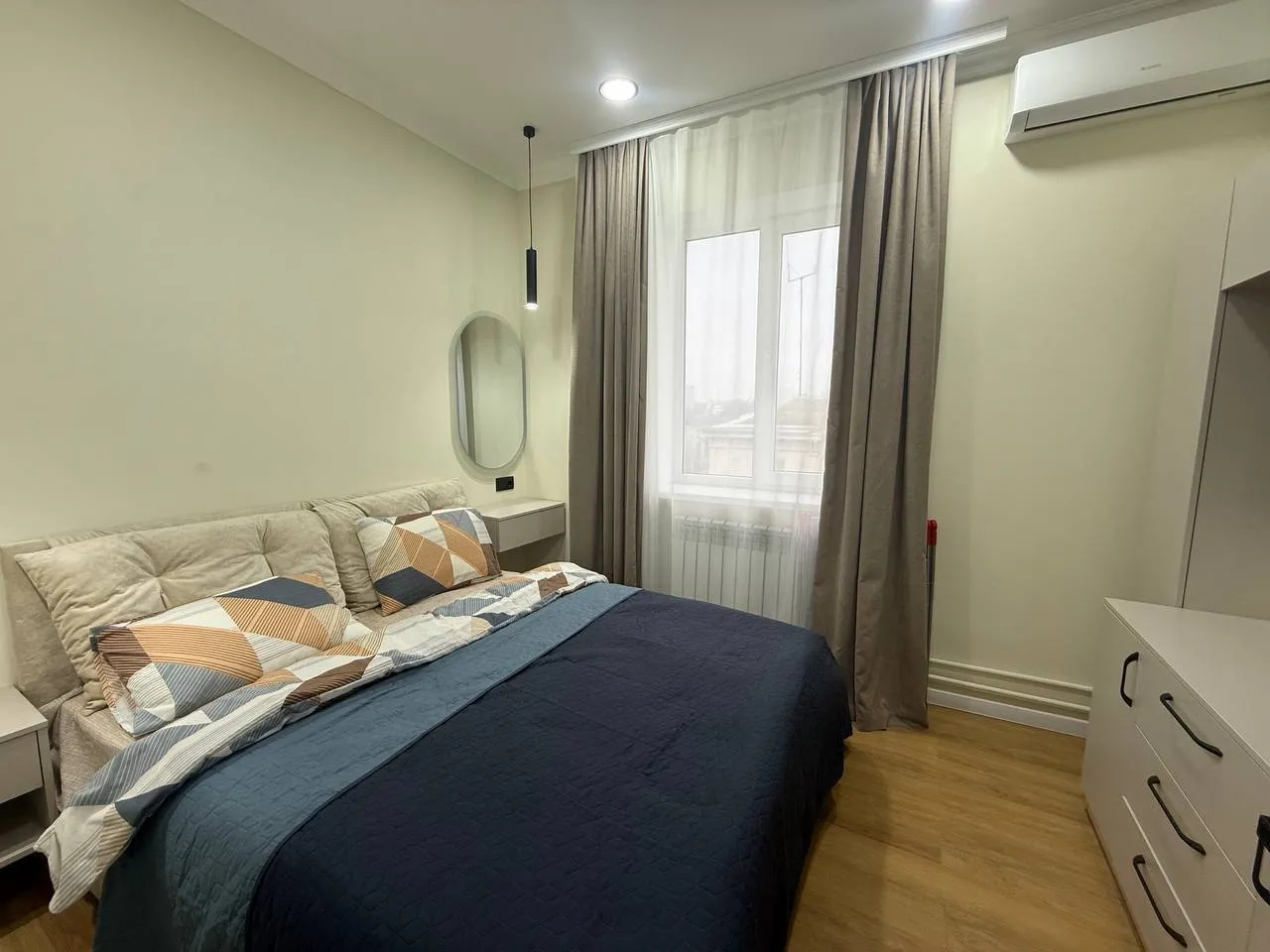 Chișinău Centru bd. Grigore Vieru 4