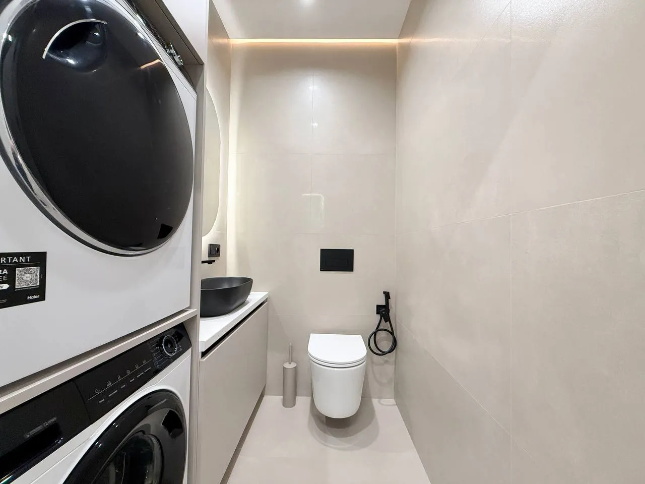 Ialoveni, Centru str. Alexandru cel Bun 9