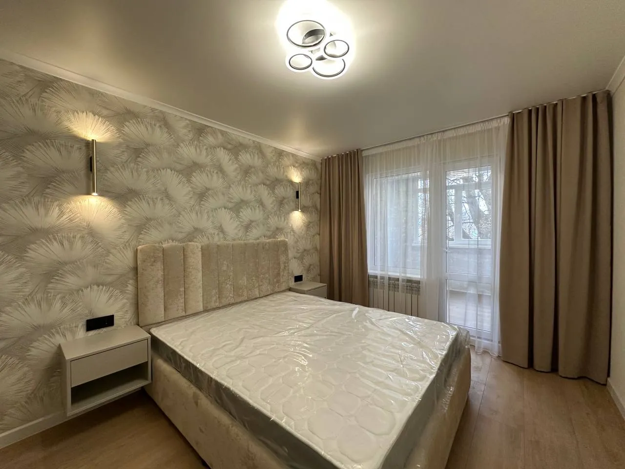 Кишинев Центр ул. Грэдинилор 5