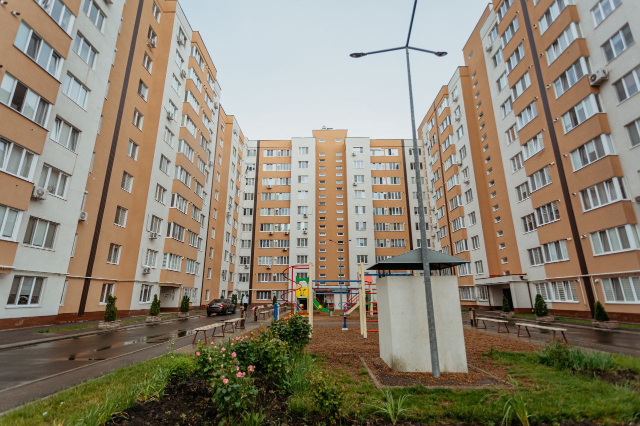 Chișinău Botanica str. Petru Ungureanu 17