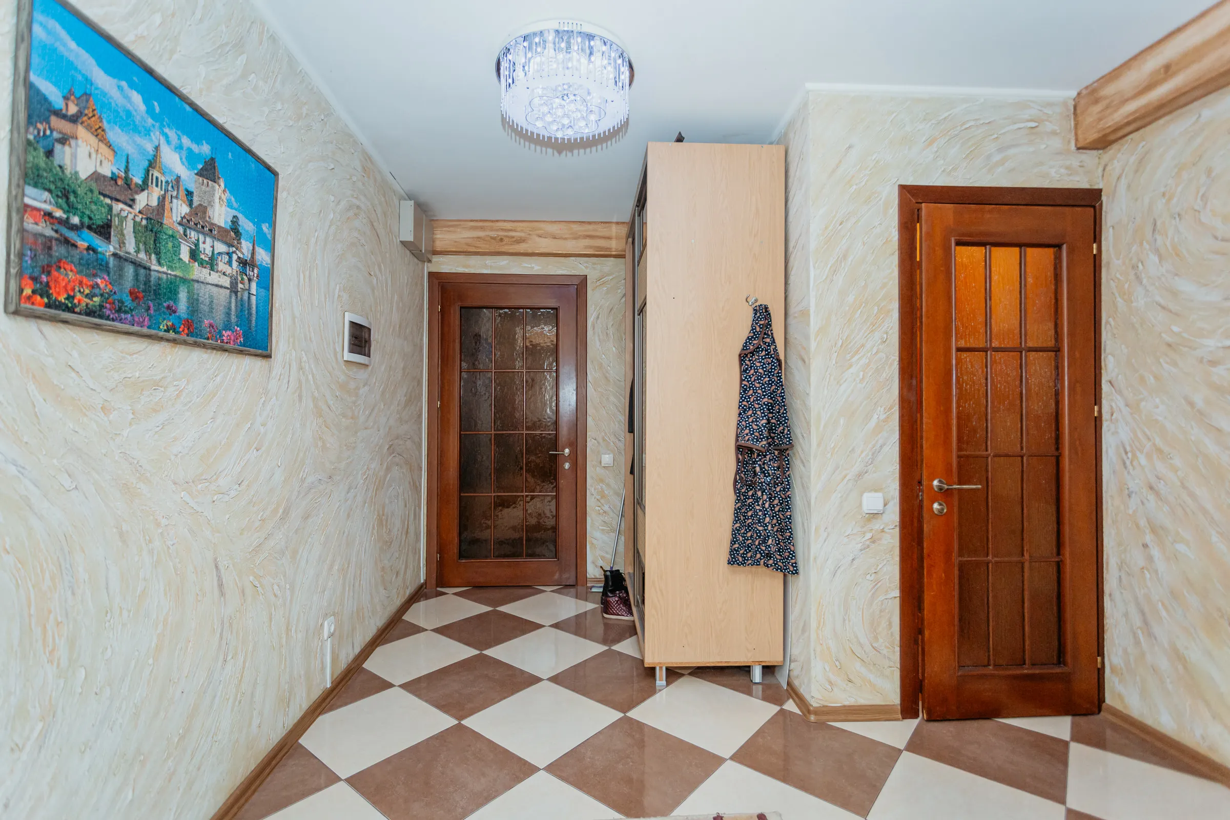 Кишинев Ботаника, ул. Куза Водэ 5